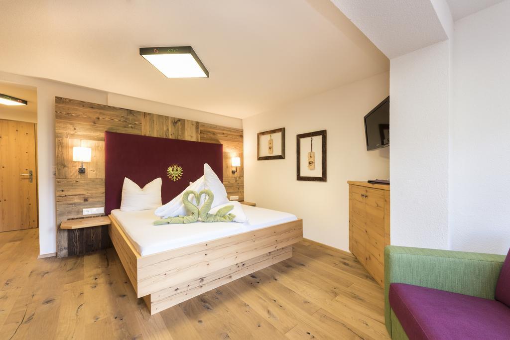 Lifestylepanoramahotel Erika Superior Neustift im Stubaital Δωμάτιο φωτογραφία
